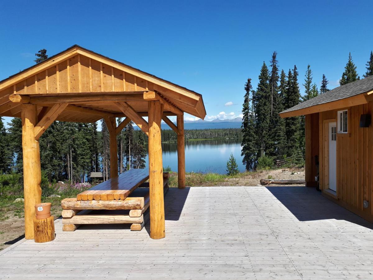 Red Cariboo Apartments Anahim Lake Exterior foto
