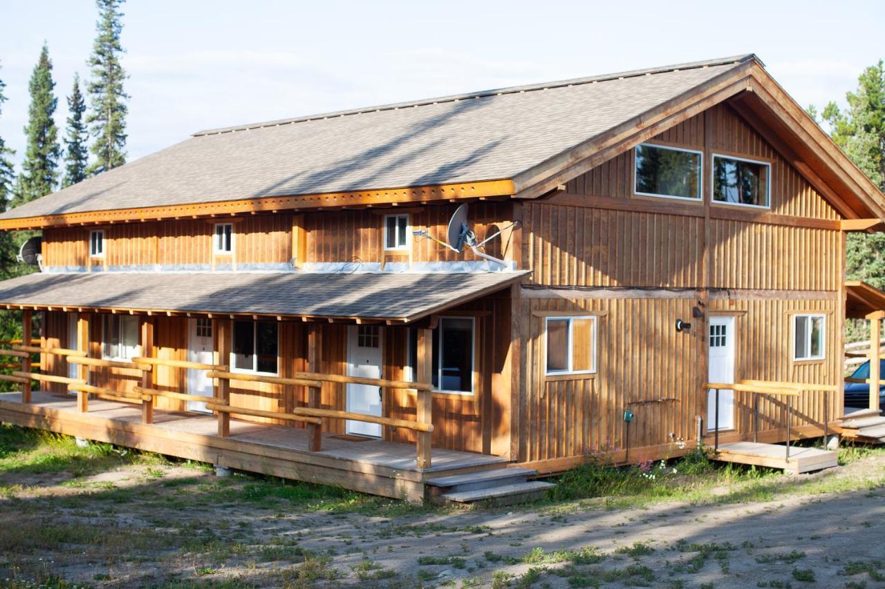 Red Cariboo Apartments Anahim Lake Exterior foto
