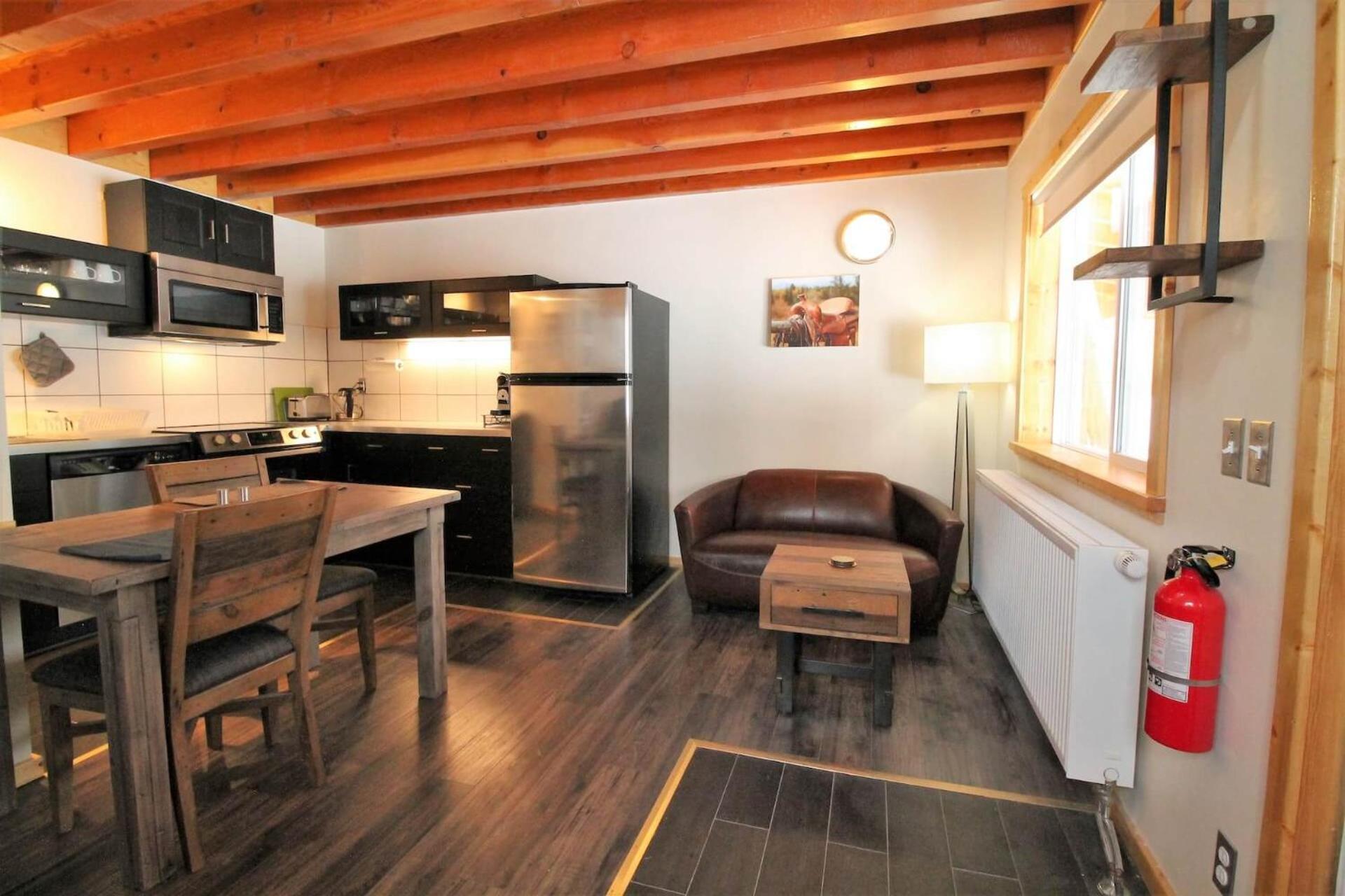 Red Cariboo Apartments Anahim Lake Exterior foto